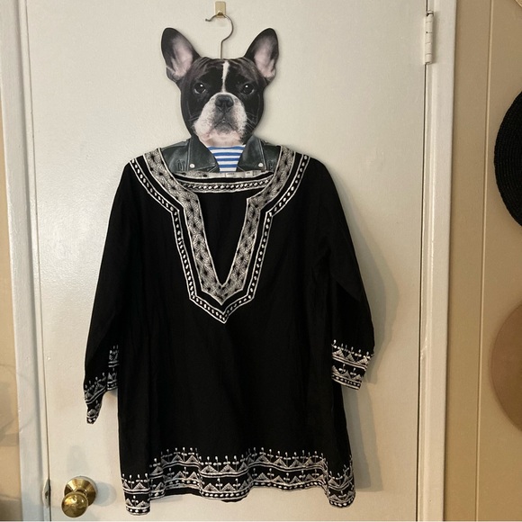 T-Bags Los Angeles Tops - TBags Los Angeles Top Embroidered Black/WhiteSwim Cover